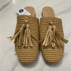 NWT Universal Thread Loafers Size 9